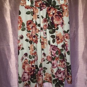 A foral skirt